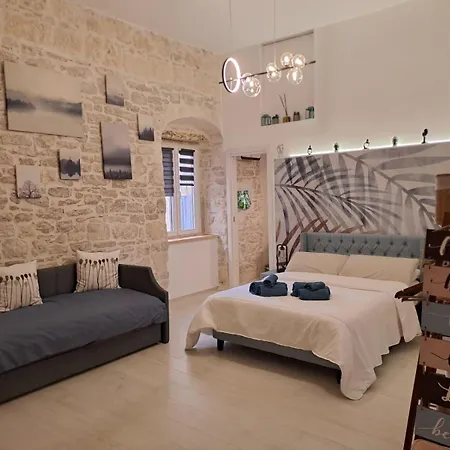 Maison Divino 公寓 特拉尼